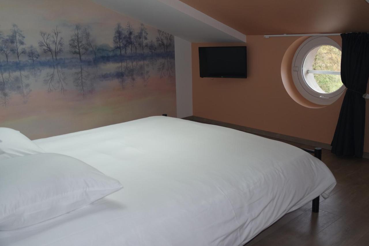 Bed and Breakfast Logement De La Sittelle Aizenay Экстерьер фото